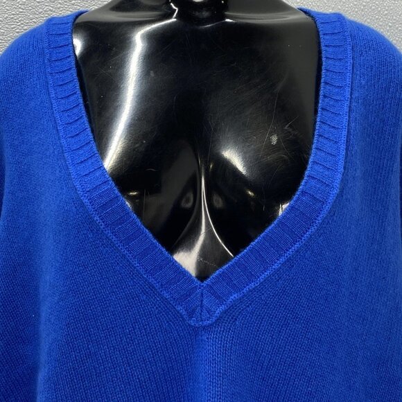 Banana Republic Women’s 100% Cashmere V-Neck Sweater - Picture 9 of 10